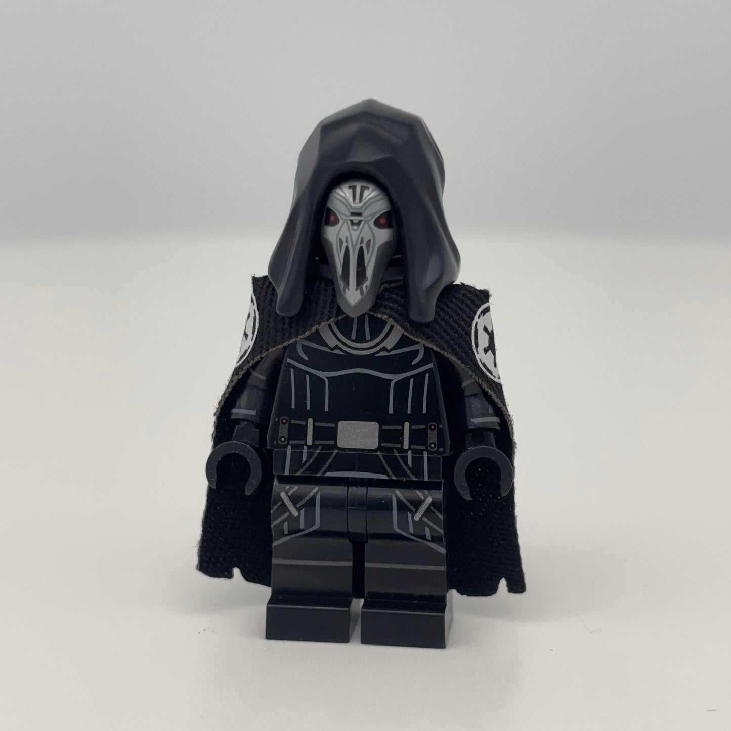 Corvid Pursuer (Inquisitor) - LEGO Custom Minifigure (BDM)