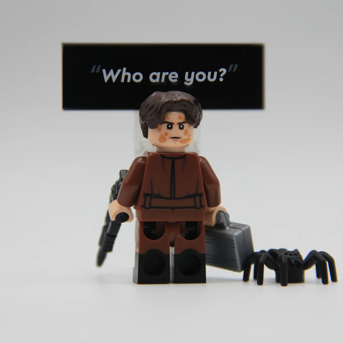 Syril Karn Reddish Brown Alt - LEGO Custom Minifigure (RC)