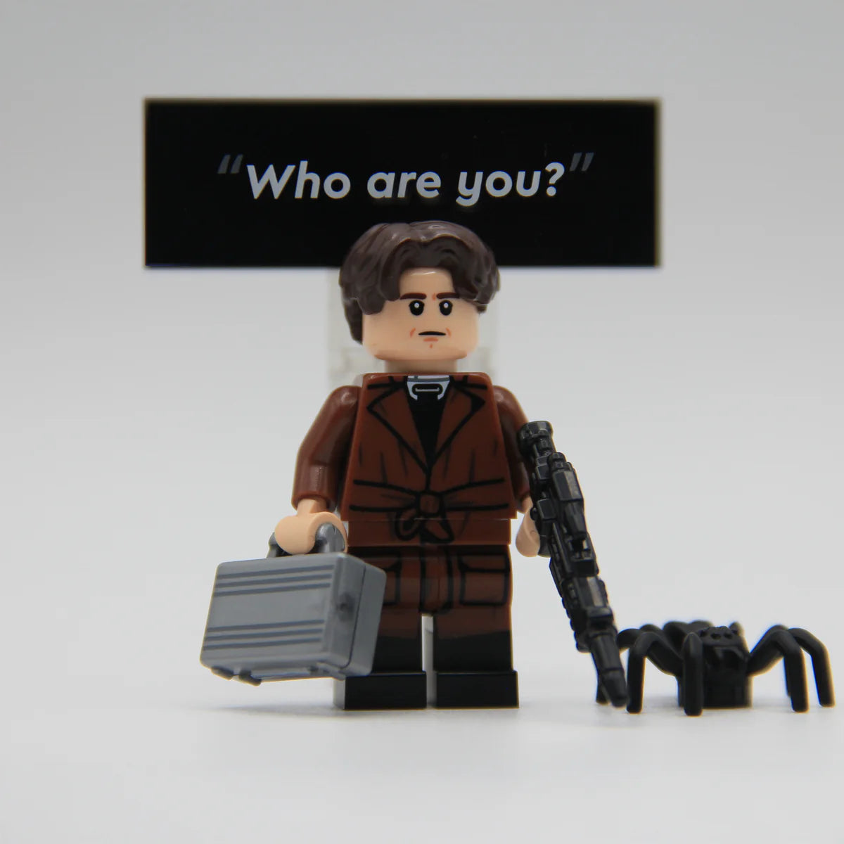 Syril Karn Reddish Brown Alt - LEGO Custom Minifigure (RC)