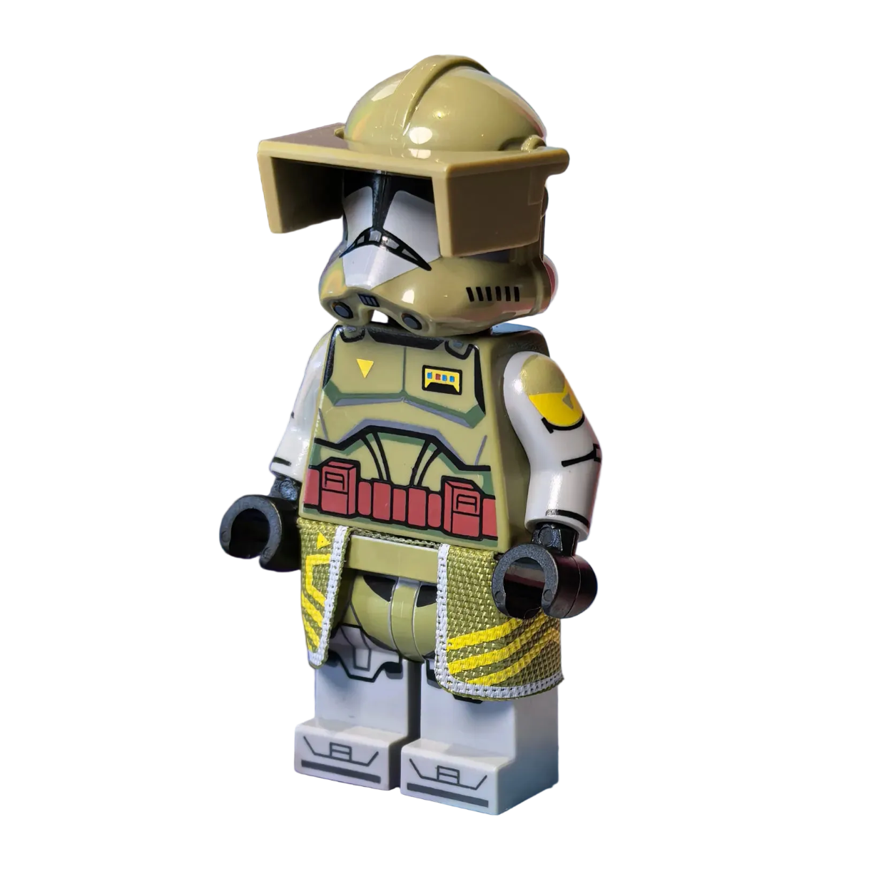 olive green clone trooper with waistcape and visor
