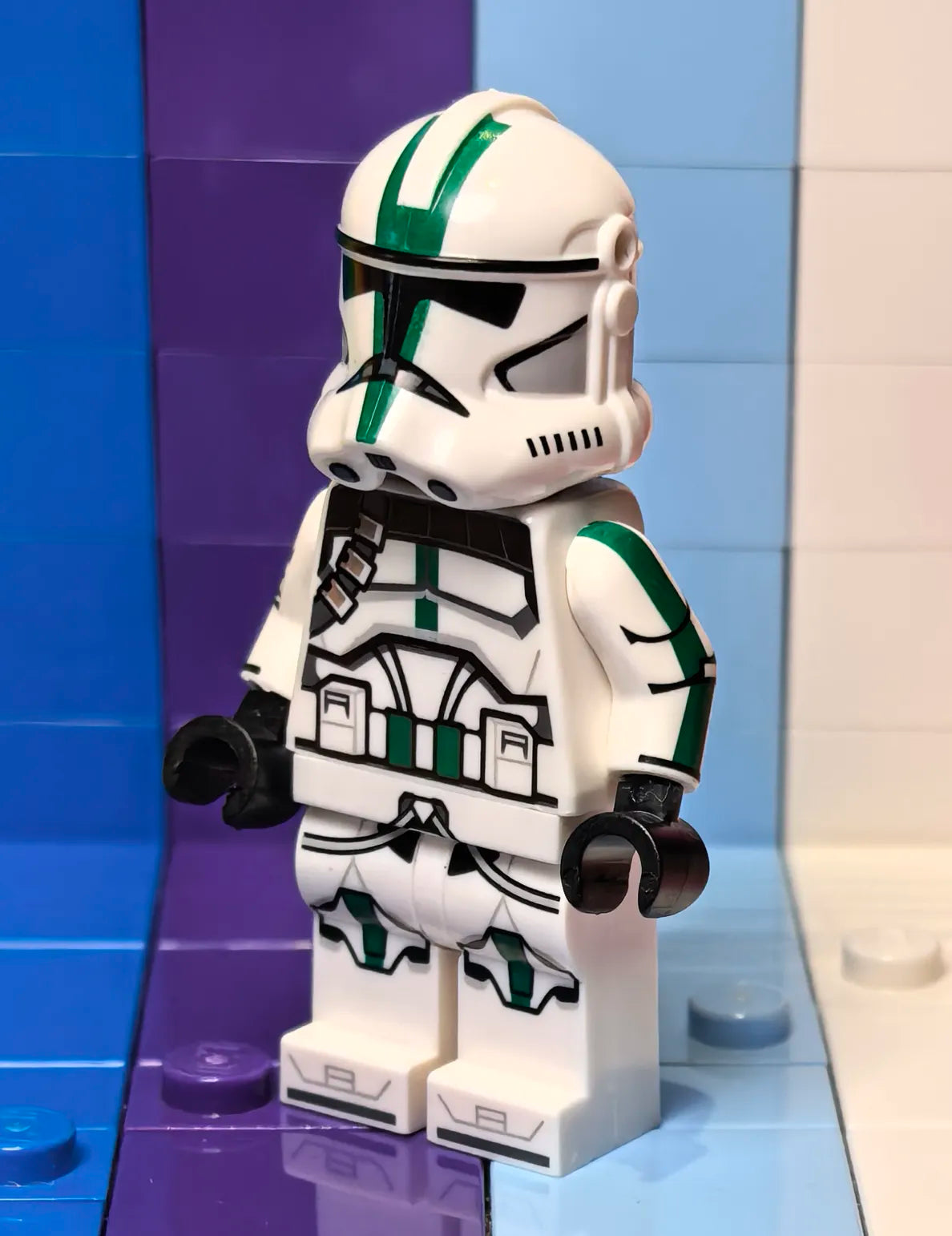 Dark Green Commander Deviss - LEGO Custom Minifigure (GCC)