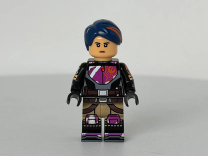 Grafitti Girlboss (Figure w/ Helmet) - Custom Figure (RC)