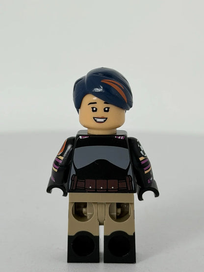 Grafitti Girlboss (Figure w/ Helmet) - Custom Figure (RC)