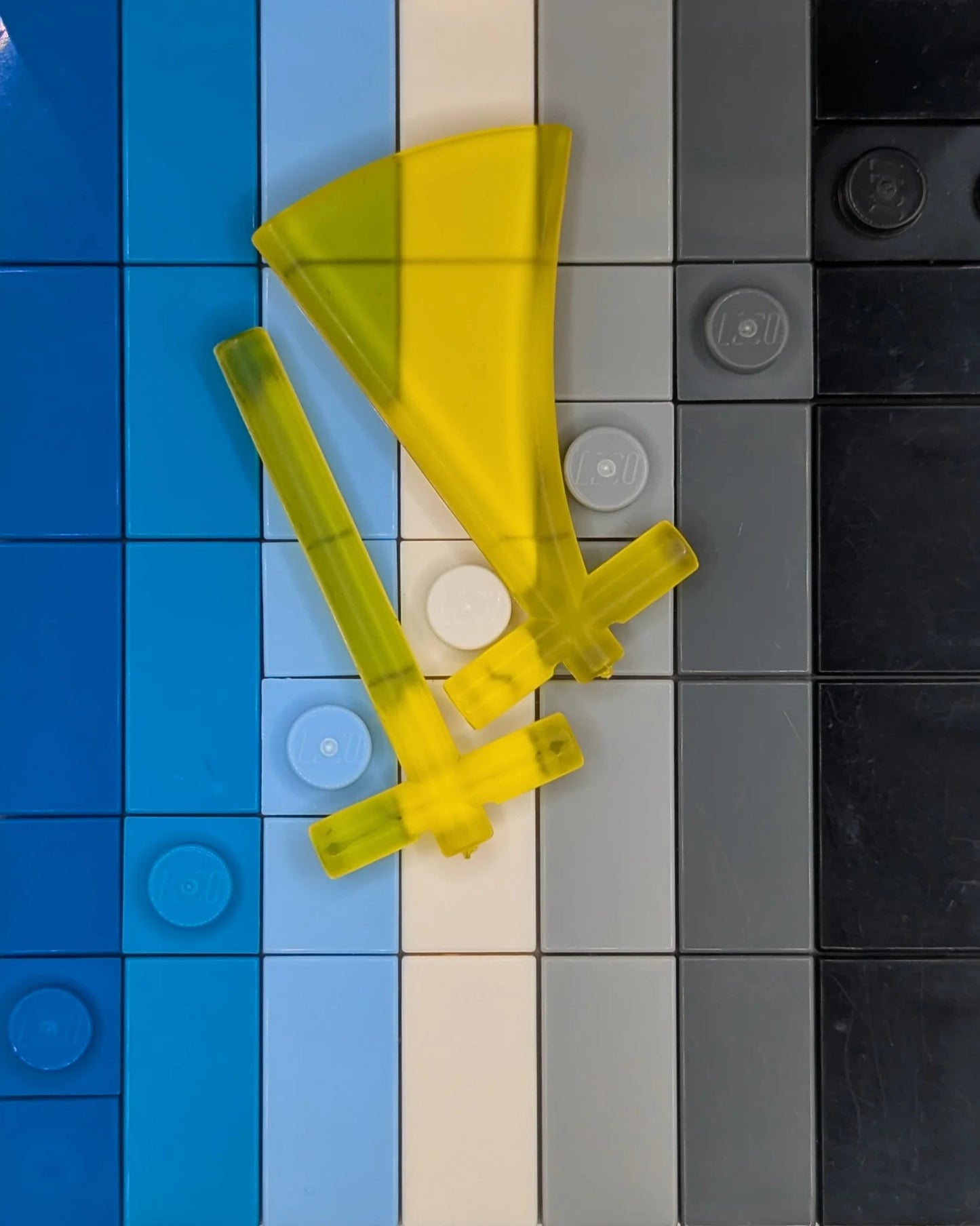 Lightsaber Pack (Crossguard) - LEGO Custom Weapon (PTC)